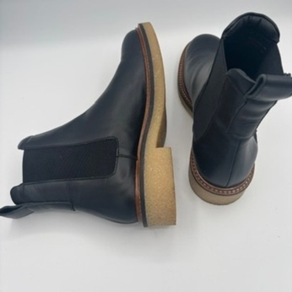 Everlane Chelsea Boot Women Sz 5 Black Leather Italian Made Classic Ankle Boot - Picture 6 of 14
